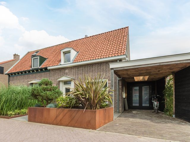 Wilgenlaan 1, Leimuiden