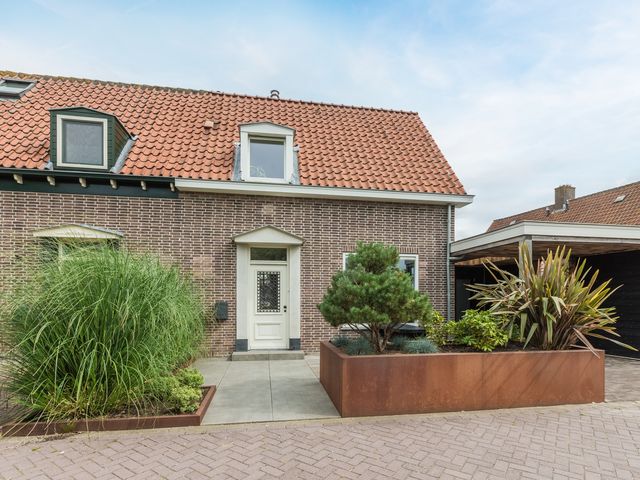 Wilgenlaan 1, Leimuiden