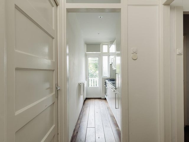 Woestduinstraat 146 1, Amsterdam