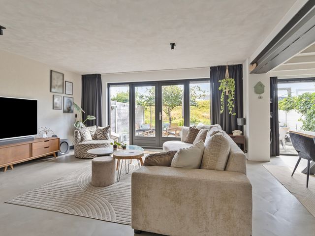 Indusstraat 30, Spijkenisse