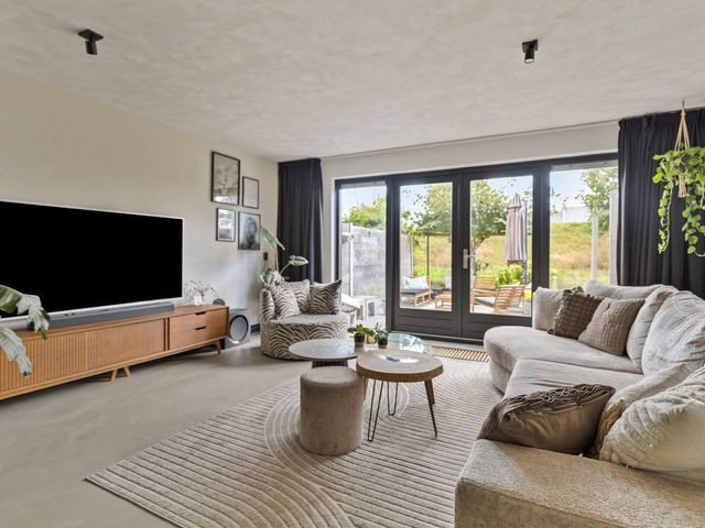 Indusstraat 30, Spijkenisse