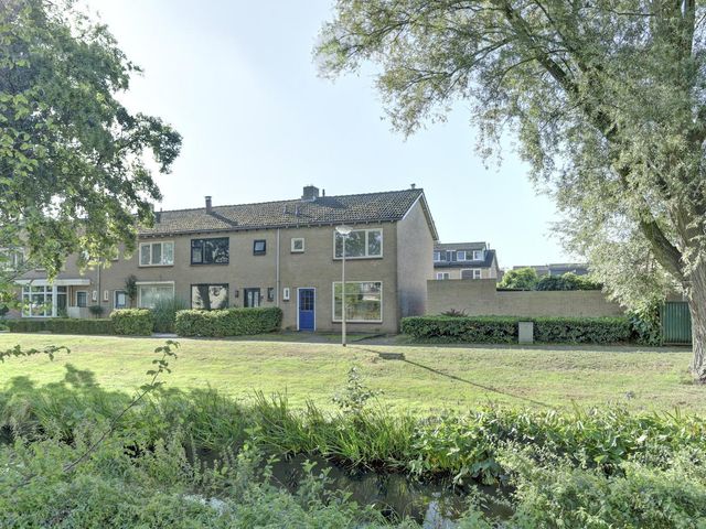 Diepenbrocksingel 61, Waalwijk