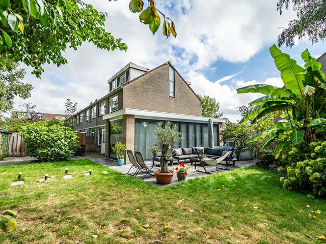 Scheveningsebos 54, Zoetermeer