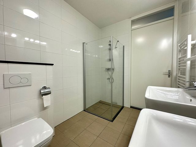 Escamplaan 870Q, Den Haag
