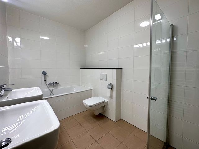 Escamplaan 870Q, Den Haag