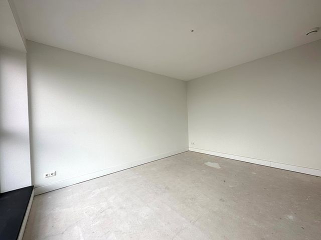 Escamplaan 870Q, Den Haag