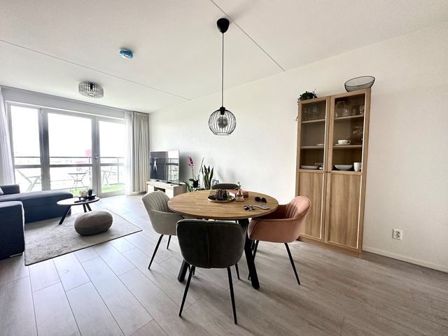 Laakweg 22M, Den Haag