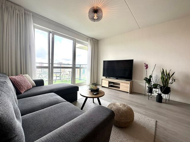 Laakweg 22M, Den Haag