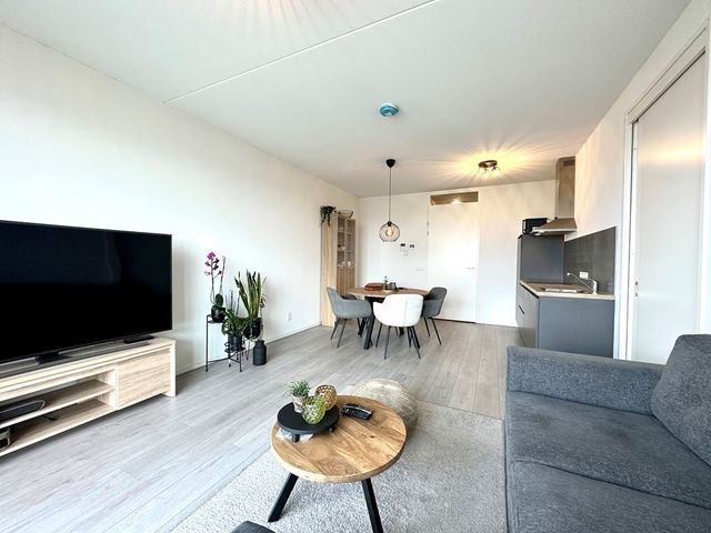 Laakweg 22M, Den Haag