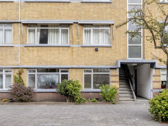 Monnickendamplein 27, Den Haag