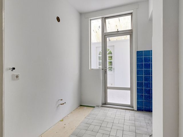 Monnickendamplein 27, Den Haag