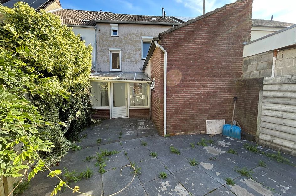 O.L.Vrouwestraat 129
