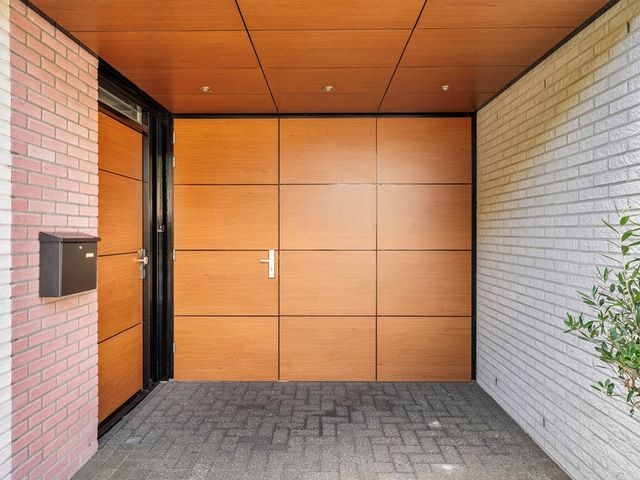 Boterbloem 12, Hardenberg