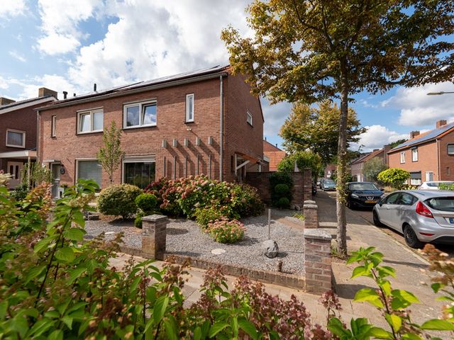 Prinses Beatrixstraat 10, Baarlo
