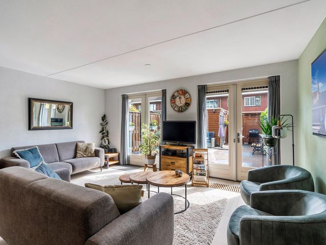 Claudius Civilislaan 7, Vlaardingen