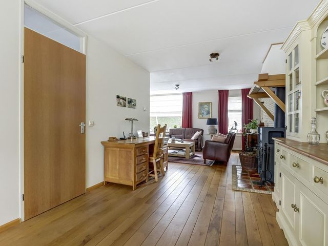 Elstarstraat 50, Kapelle