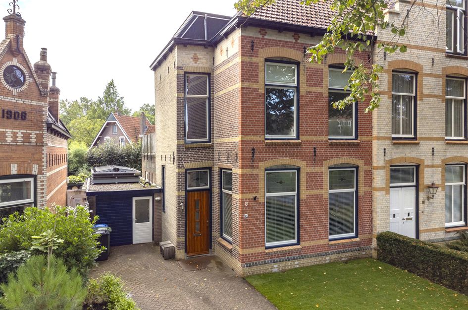 Snekerstraat 46