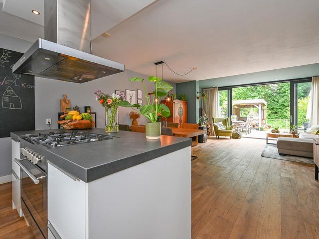 Dr. J. Presserstraat 131, 'S-Gravenhage