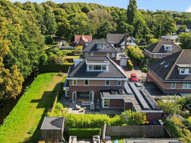 Hanso Idzerdapad 9, 'S-Gravenhage