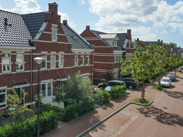 Markgraaflaan 128, 'S-Gravenhage