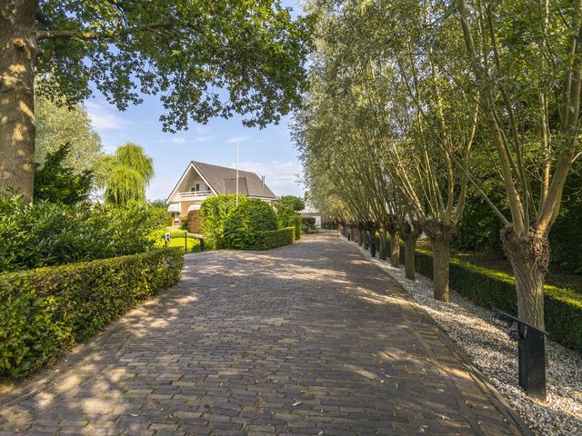 Binnendamseweg 64A, Giessenburg