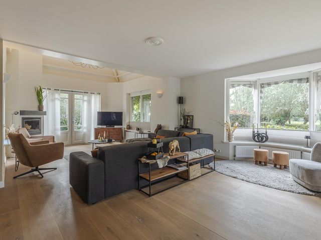 Binnendamseweg 64A, Giessenburg