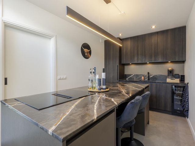 Binnendamseweg 64A, Giessenburg