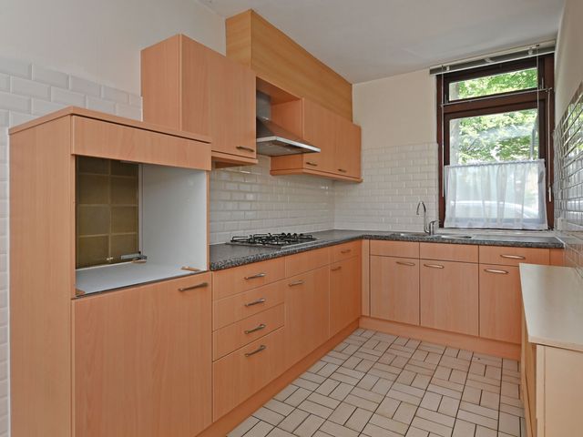 Albert Schweitzerlaan 148, Den Haag