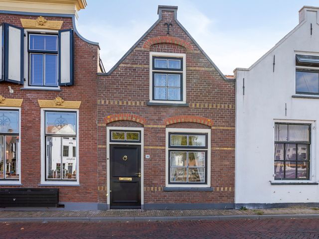 Spuistraat 16, Middelharnis