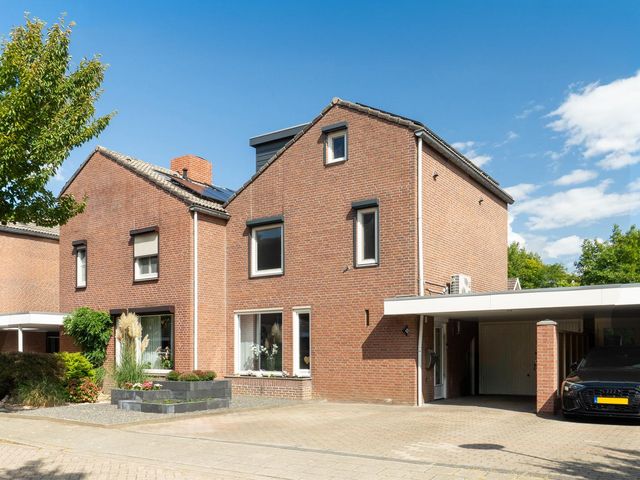 Boegspriet 19, Maasbracht