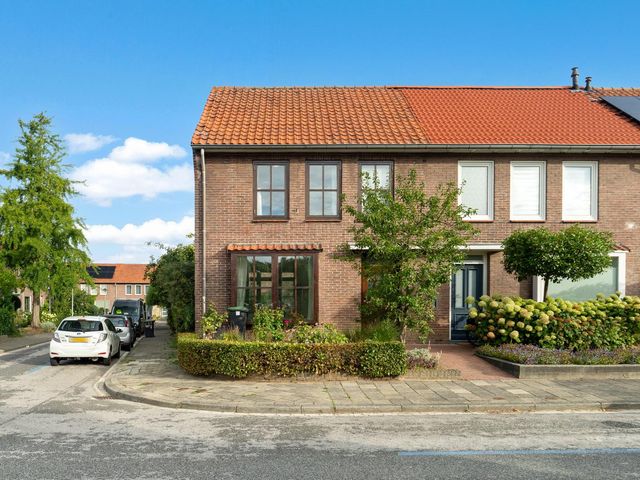 Van Sonsbeeckstraat 24, Heerlen