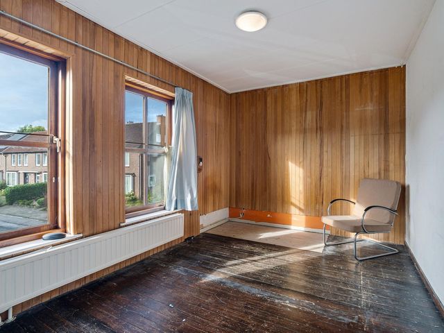 Van Sonsbeeckstraat 24, Heerlen