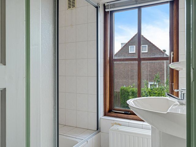 Van Sonsbeeckstraat 24, Heerlen