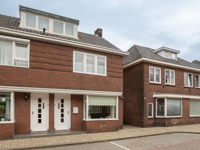Cornelis Speelmanstraat 15, Enschede