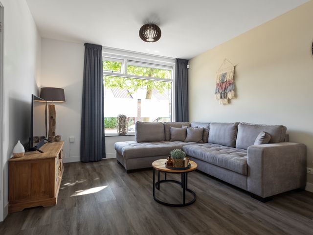 Nachtegaalstraat 8, Den Helder