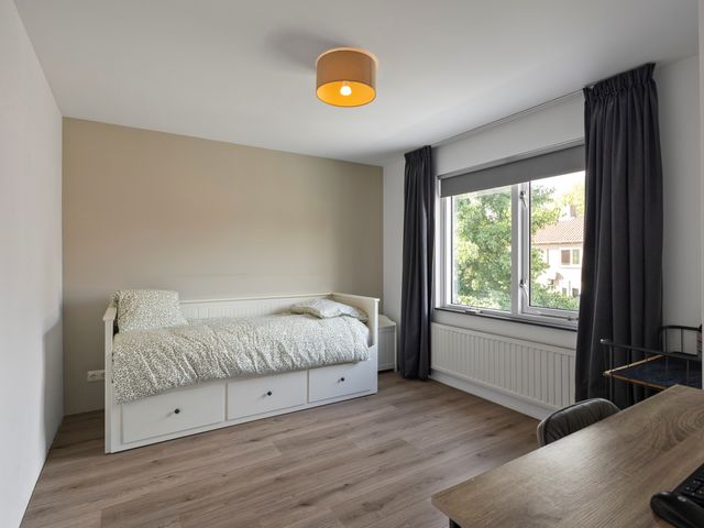 Nachtegaalstraat 8, Den Helder