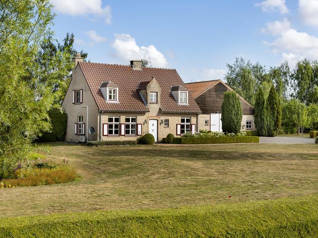 Riet- en Wulfsdijkweg 26, Hulst