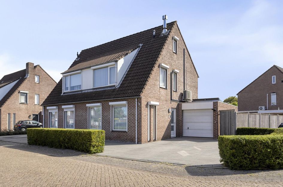 Anthonie Van Dyckstraat 28