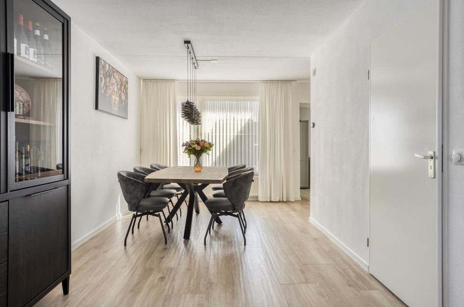 Anthonie Van Dyckstraat 28