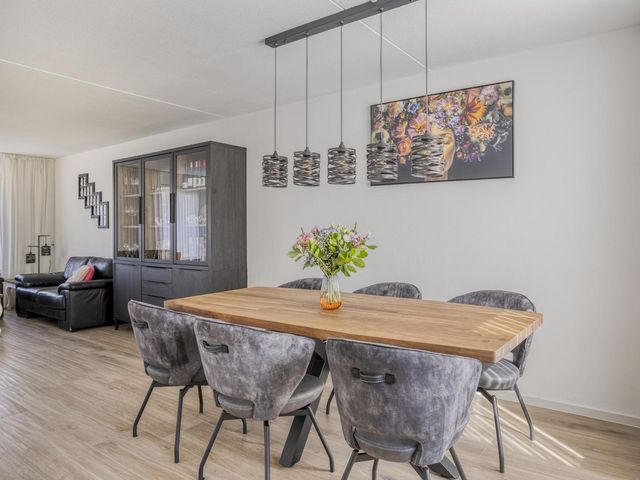 Anthonie Van Dyckstraat 28, Axel