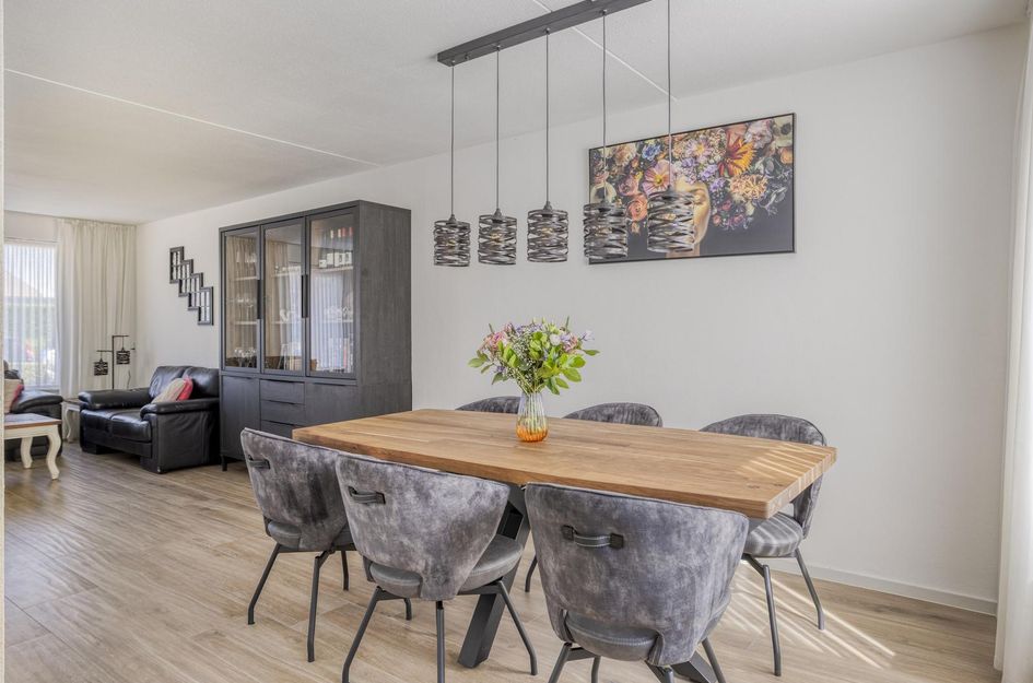 Anthonie Van Dyckstraat 28