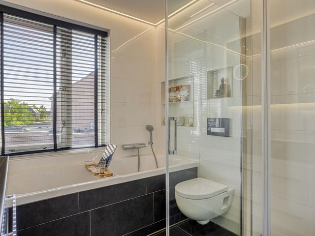 Anthonie Van Dyckstraat 28, Axel