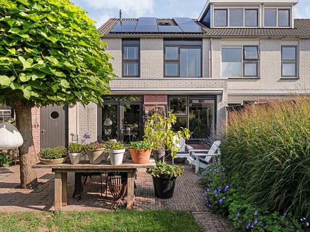 Boterbloem 12, Hardenberg