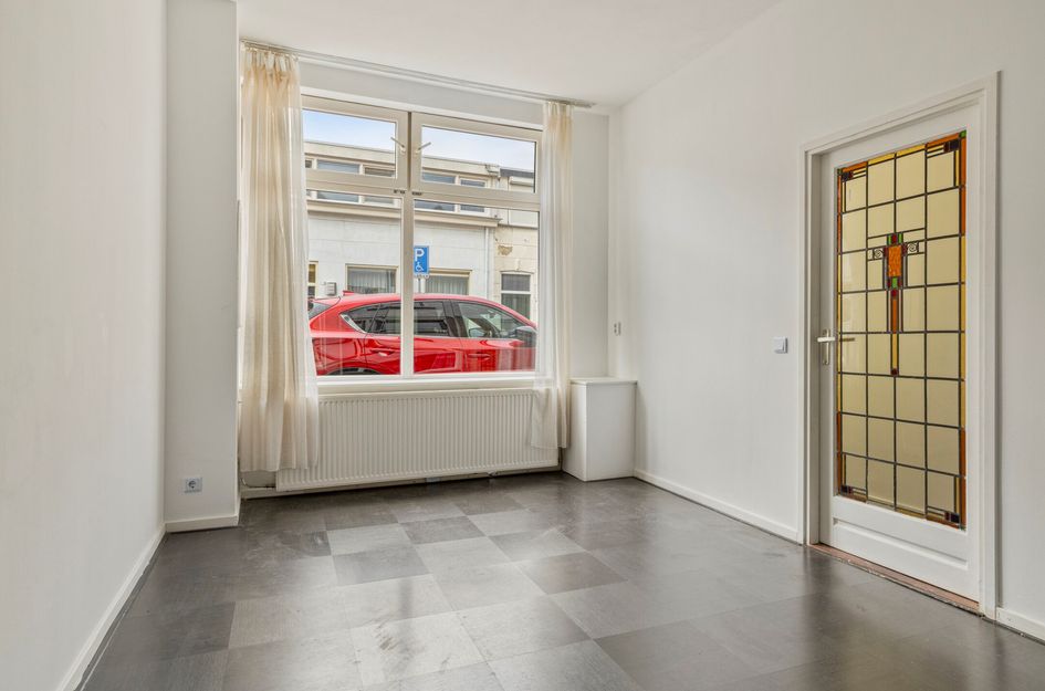 Middelharnissestraat 9