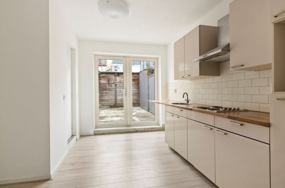 Middelharnissestraat 9