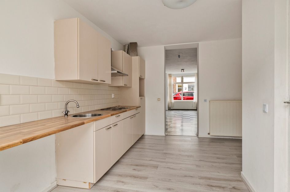 Middelharnissestraat 9