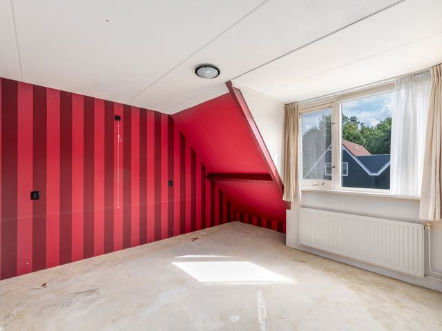 Pealskar 16, Joure