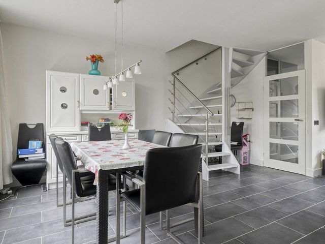 Elisadonk 159, Roosendaal