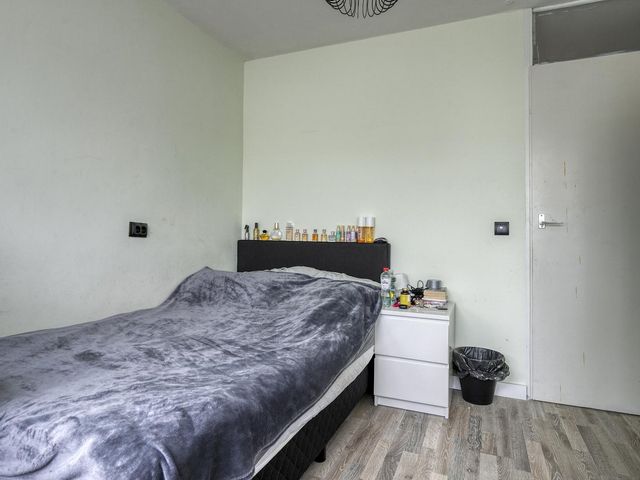 Elisadonk 159, Roosendaal