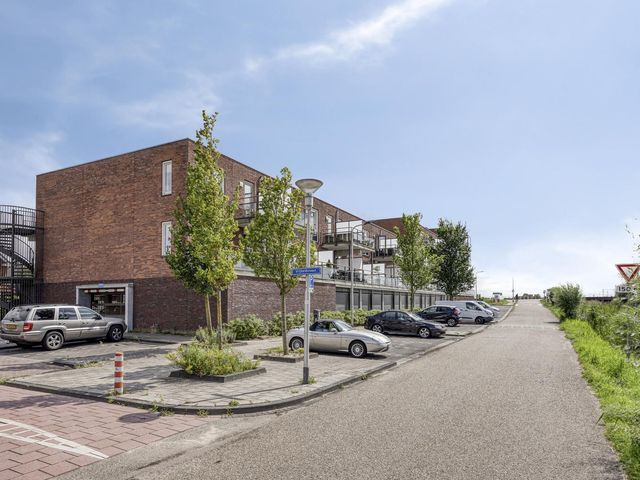 Vredelaan 41, Hillegom
